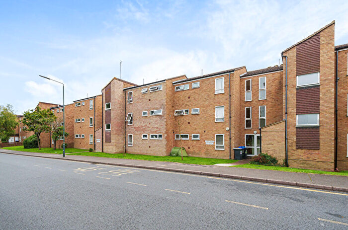 2 Bedroom Flat For Sale In Jubilee Way, Sidcup, DA14