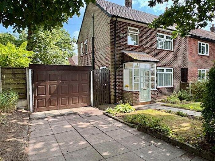 3 Bedroom End Of Terrace House For Sale In Barnacre Avenue, Newall Green, Manchester, M23