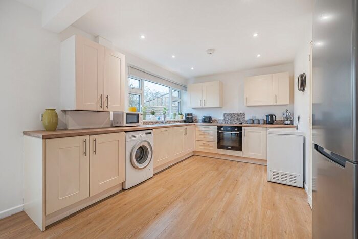 3 Bedroom Terraced House For Sale In Richmond Park, Bishops Hull, Taunton, TA1