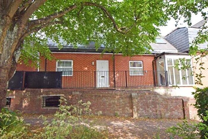 1 Bedroom Maisonette To Rent In Turk Street, Alton, Hampshire, GU34