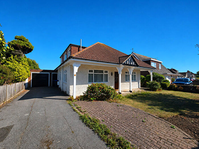 5 Bedroom Detached House For Sale In Kingston Lane, Southwick, BN42