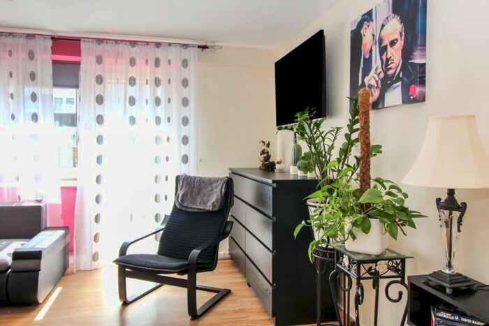 3 Bedroom Maisonette To Rent In Rawstone Walk London, E13