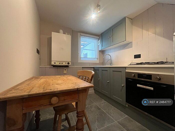 1 Bedroom Flat To Rent In Forburg Road, London, N16