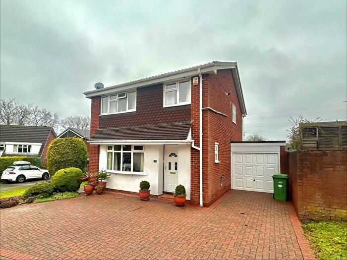 4 Bedroom Detached House For Sale In Tanglewood Grove, Northway, Sedgley, DY3