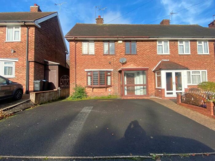 3 Bedroom Detached House To Rent In Faraday Avenue, Quinton, Birmingham, B32