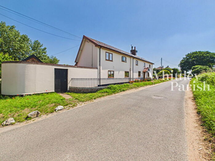 4 Bedroom Detached House For Sale In Grove Road, Banham, Norwich, NR16