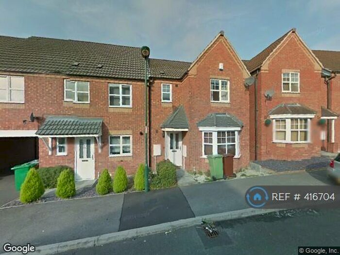 3 Bedroom Terraced House To Rent In Edmonstone Crescent, Nottingham, NG5