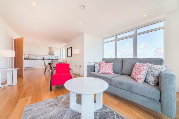 3 Bedroom Apartment To Rent In West Court, Grove Place, Eltham, London, SE9