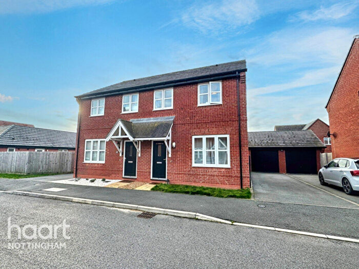 3 Bedroom Semi Detached House For Sale In Wheatcroft Drive, Edwalton, NG12