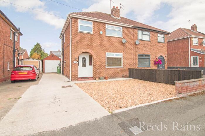 3 Bedroom Semi-Detached House For Sale In Heywood Road, Great Sutton, Ellesmere Port, Cheshire, CH66