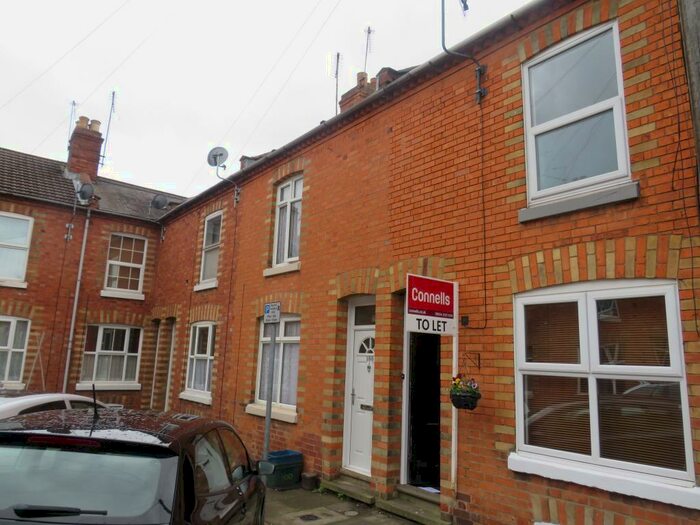 2 Bedroom House To Rent In Dunster Street, Northampton, NN1