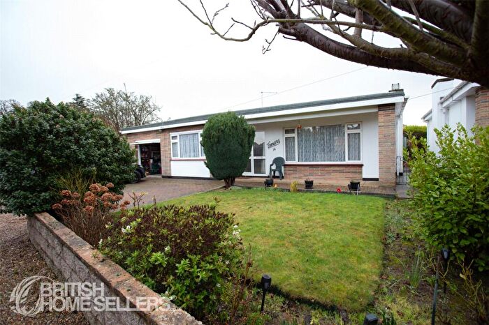 2 Bedroom Bungalow For Sale In Conven Road, Broadstairs, Kent, CT10