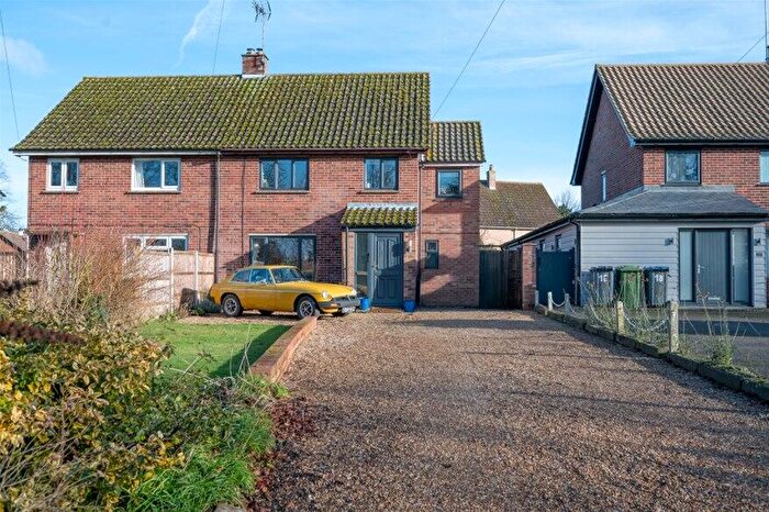 4 Bedroom Semi Detached House For Sale In Mundays Lane, Orford, IP12