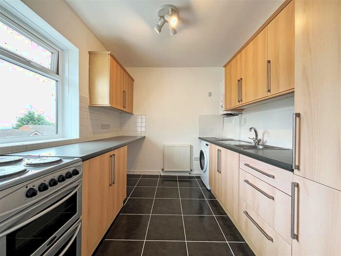 2 Bedroom Maisonette To Rent In Colwick Lodge, Carlton, Nottingham, NG4