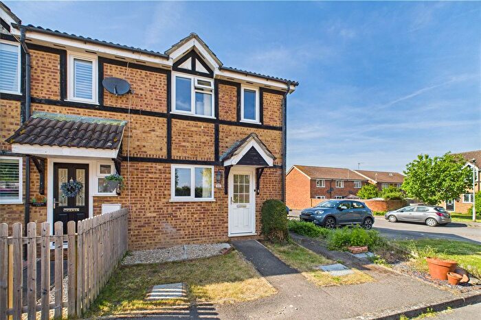 3 Bedroom End Of Terrace House For Sale In Statham Court, Binfield, Bracknell, Bracknell Forest, RG42