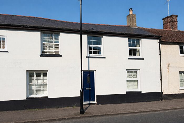 3 Bedroom Terraced House For Sale In Bell Street, Whitchurch, RG28