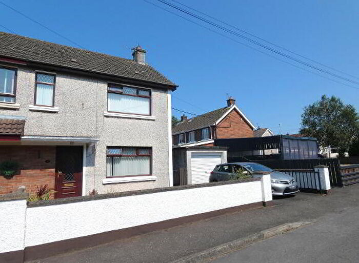 3 Bedroom End TownHouse For Sale In Meadow View, Ballymoney, BT53