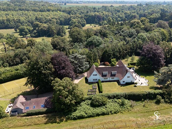 6 Bedroom Detached House For Sale In Henley Road, Hurley, SL6