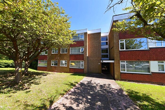 1 Bedroom Apartment For Sale In Trident Court, Savoy Close, Birmingham, B32