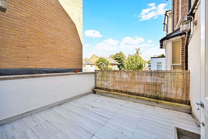 3 Bedroom Flat To Rent In Wilton Crescent, Wimbledon, London, SW19