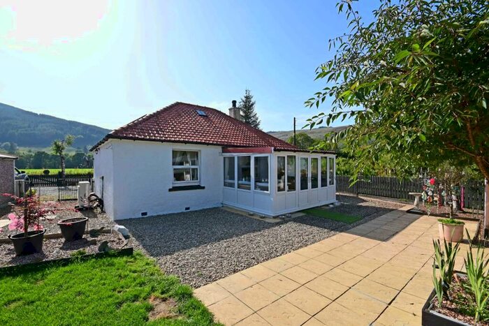 2 Bedroom Bungalow For Sale In Alderburn Cottage, Strachur, PA27