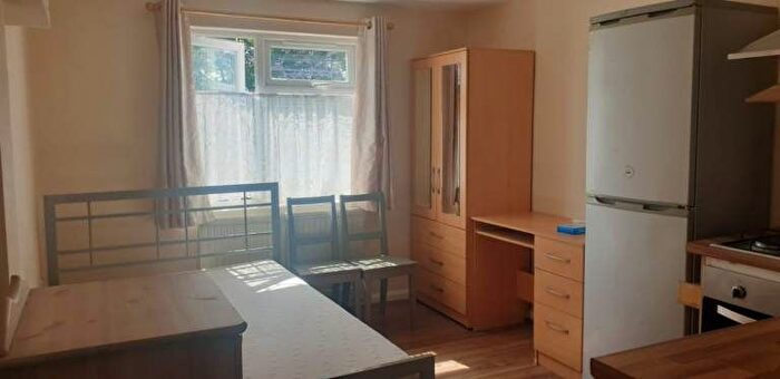 Studio To Rent In Rees Drive, Coventry, CV3