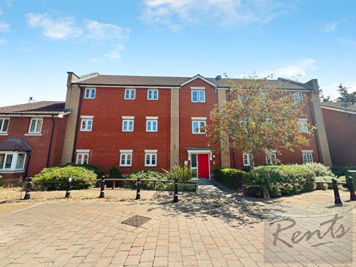 2 Bedroom Flat To Rent In Bull Road, Off Foxhall Road, Ipswich, IP3