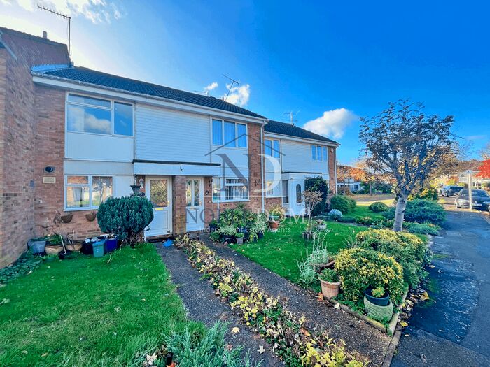 2 Bedroom Terraced House To Rent In Wordsworth Road, Hampton, TW12