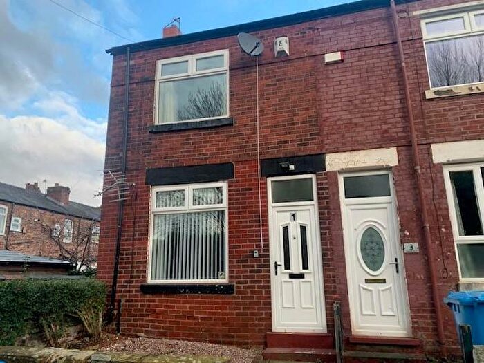 2 Bedroom Semi-Detached House To Rent In Hallsville RdLevenshulmeManchester, M19