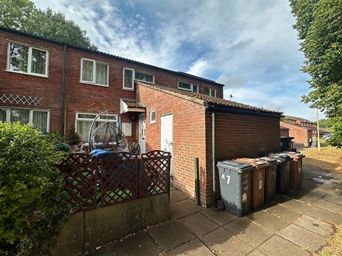 3 Bedroom Property To Rent In Constable Court, Andover, SP10