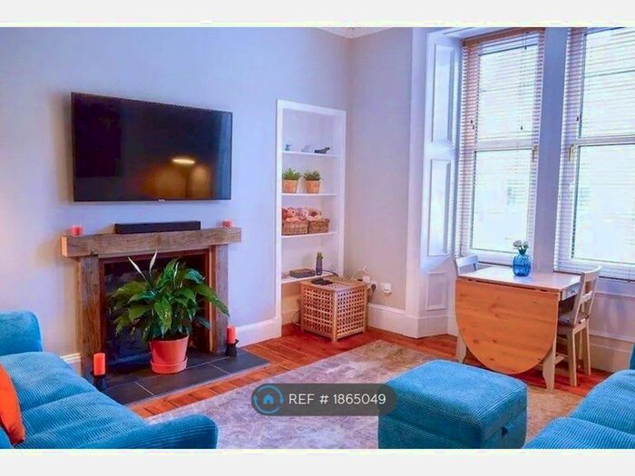 1 Bedroom Flat To Rent In Wardlaw Place, Edinburgh, EH11