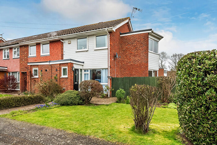 3 Bedroom End Of Terrace House For Sale In Greenacres, Oxted, Surrey, RH8