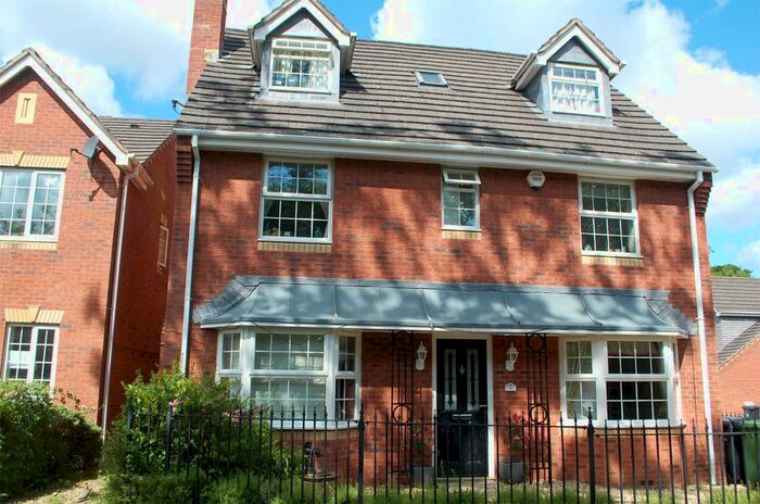 5 Bedroom Detached House To Rent In Lutyens Close, Stoke Park, Bristol, BS16