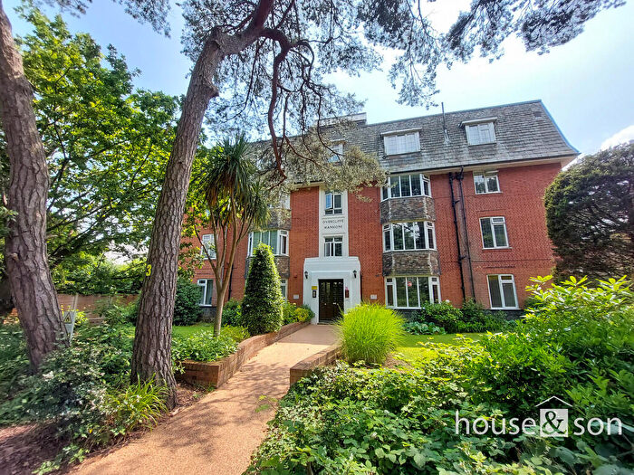 2 Bedroom Flat To Rent In Overcliffe Mansions, Manor Road, Bournemouth, BH1