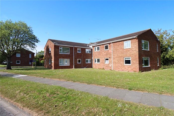 2 Bedroom Flat To Rent In Beaumont Drive, Whitley Bay, Tyne And Wear, NE25