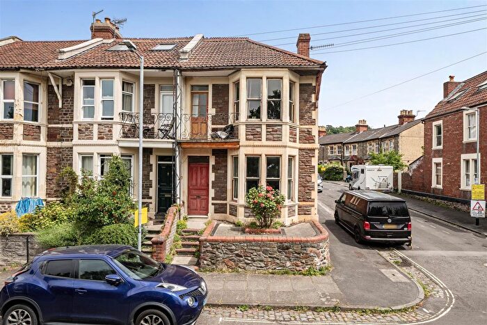 4 Bedroom Property For Sale In Oldfield Place, Hotwells, BS8