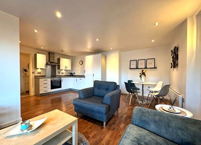 1 Bedroom Flat For Sale In Apartment South Quay, Kings Road, Swansea, SA1