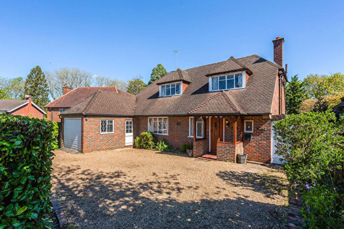 3 Bedroom Detached House For Sale In Layters Way, Gerrards Cross, SL9
