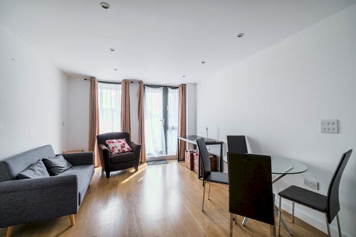 1 Bedroom Flat To Rent In Mybase, Borough, SE1
