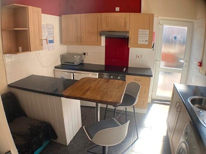 2 Bedroom House To Rent In Burns Street, Arboretum, NG7