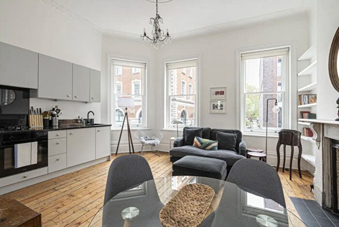 1 Bedroom Flat To Rent In Kensington Church Street, London, W8