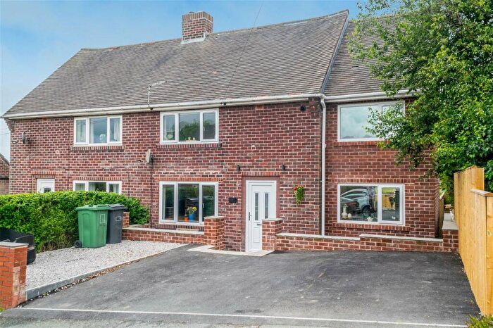 3 Bedroom Semi-Detached House For Sale In Westerley Way, Shelley, HD8