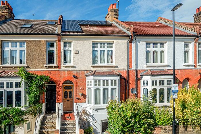 5 Bedroom Terraced House For Sale In Boyne Road, London, SE13