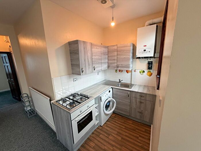 1 Bedroom Flat To Rent In Elgin Road, Ilford, IG3