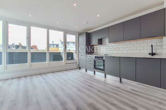 1 Bedroom Flat To Rent In Peckham High Street, London, SE15