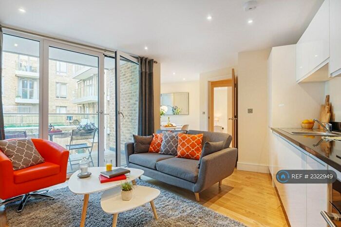 2 Bedroom Flat To Rent In Slate House, London, E14