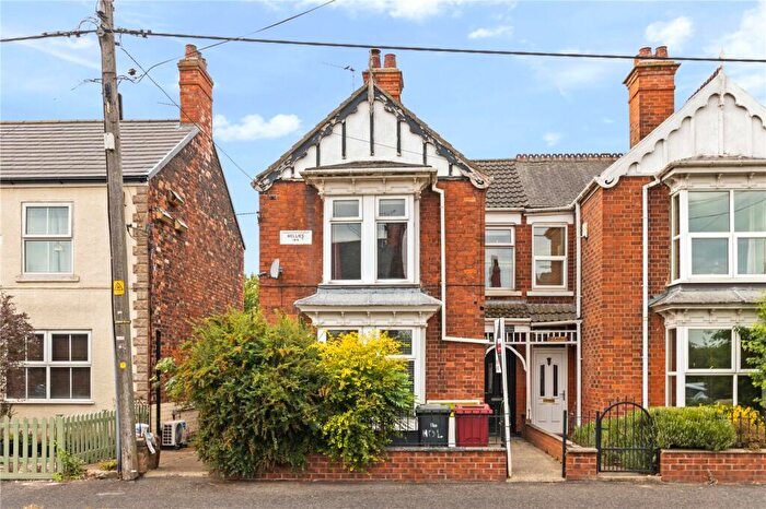 3 Bedroom Semi-Detached House For Sale In Barrow Road, New Holland, Barrow Upon Humber, North Lincs, DN19