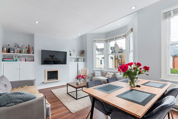 2 Bedroom Flat For Sale In Lavender Sweep, Battersea, SW11