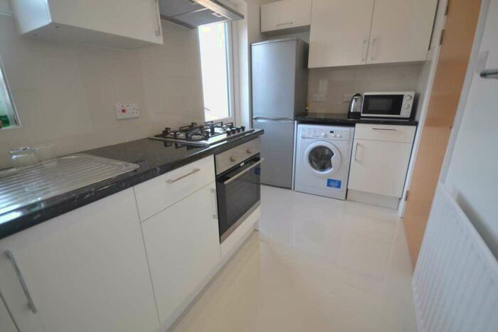 4 Bedroom Terraced House To Rent In Upper Crown Street, Reading, RG1