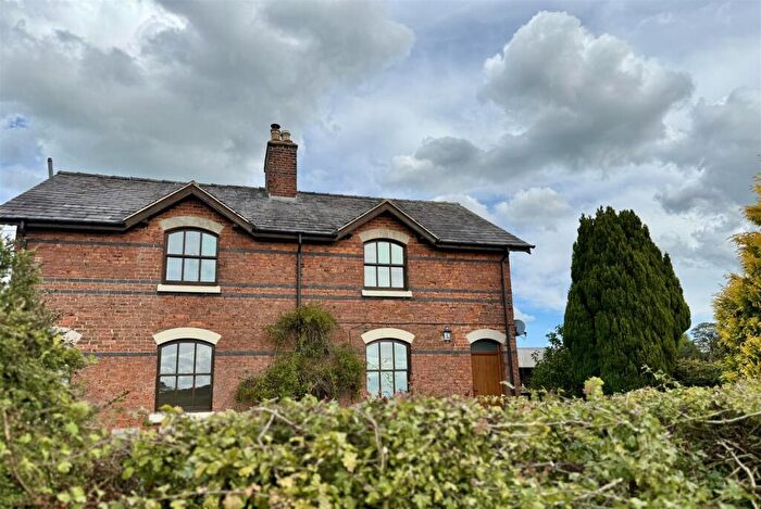 4 Bedroom Detached House To Rent In Cherry Lane, Cheadle, ST10